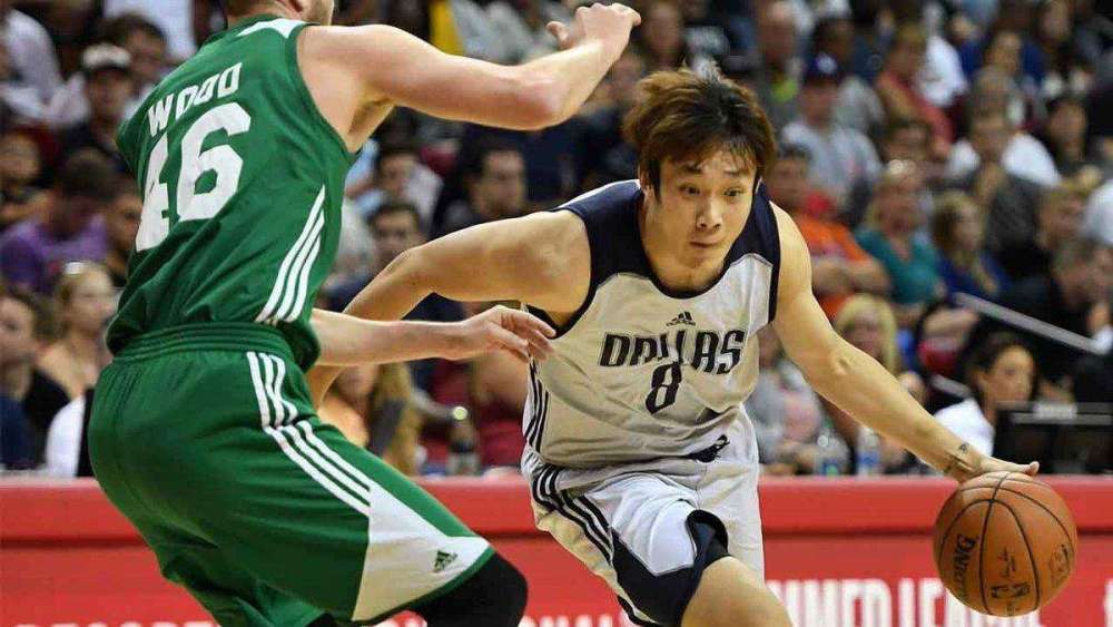 孟菲斯灰熊训练开放日,冲刺阶段伤情更新引欢呼,CBA常规赛在即,更衣室氛围转暖的简单介绍 孟菲斯灰熊训练开放日,冲刺阶段伤情更新引欢呼,CBA常规赛在即,更衣室氛围转暖的简单介绍